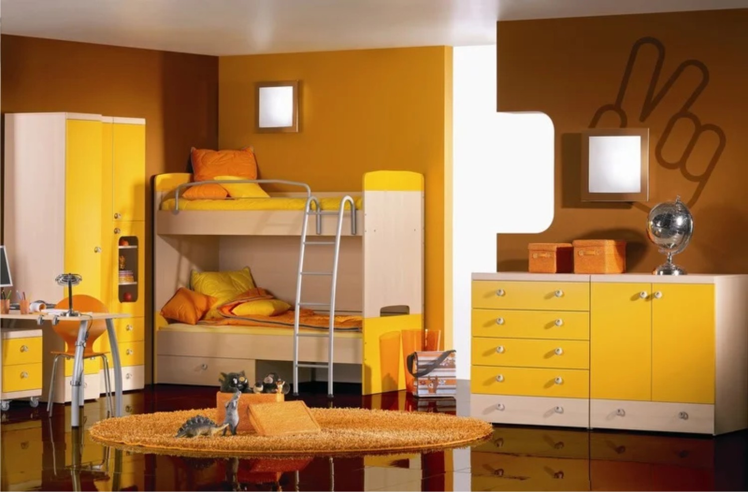 Детская комната в оранжевых тонах